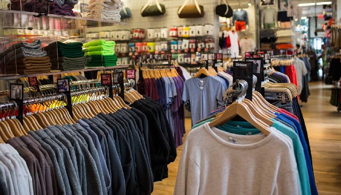 most profitable business in Dubai 2024 Apparel