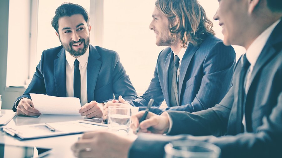 How to Get Financial Consultant License in Dubai