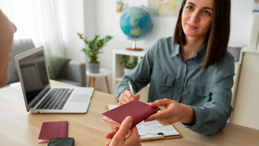 How to Get a Travel and tourism license in Dubai