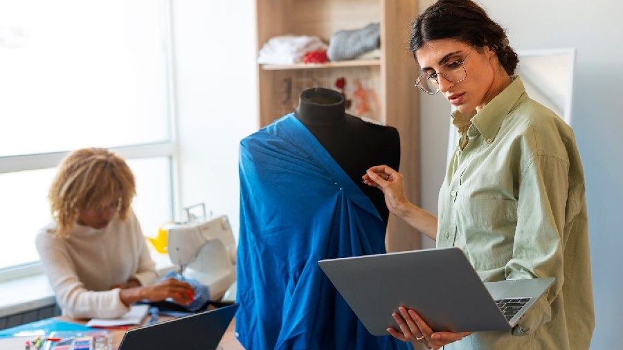 Steps to Start a Garment Trading Company in Dubai
