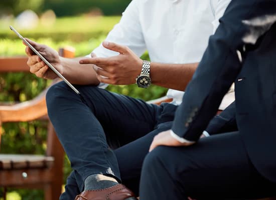 Business Setup Consultants in Dubai, UAE 2025